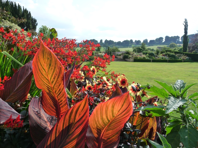 Bourton House Garden